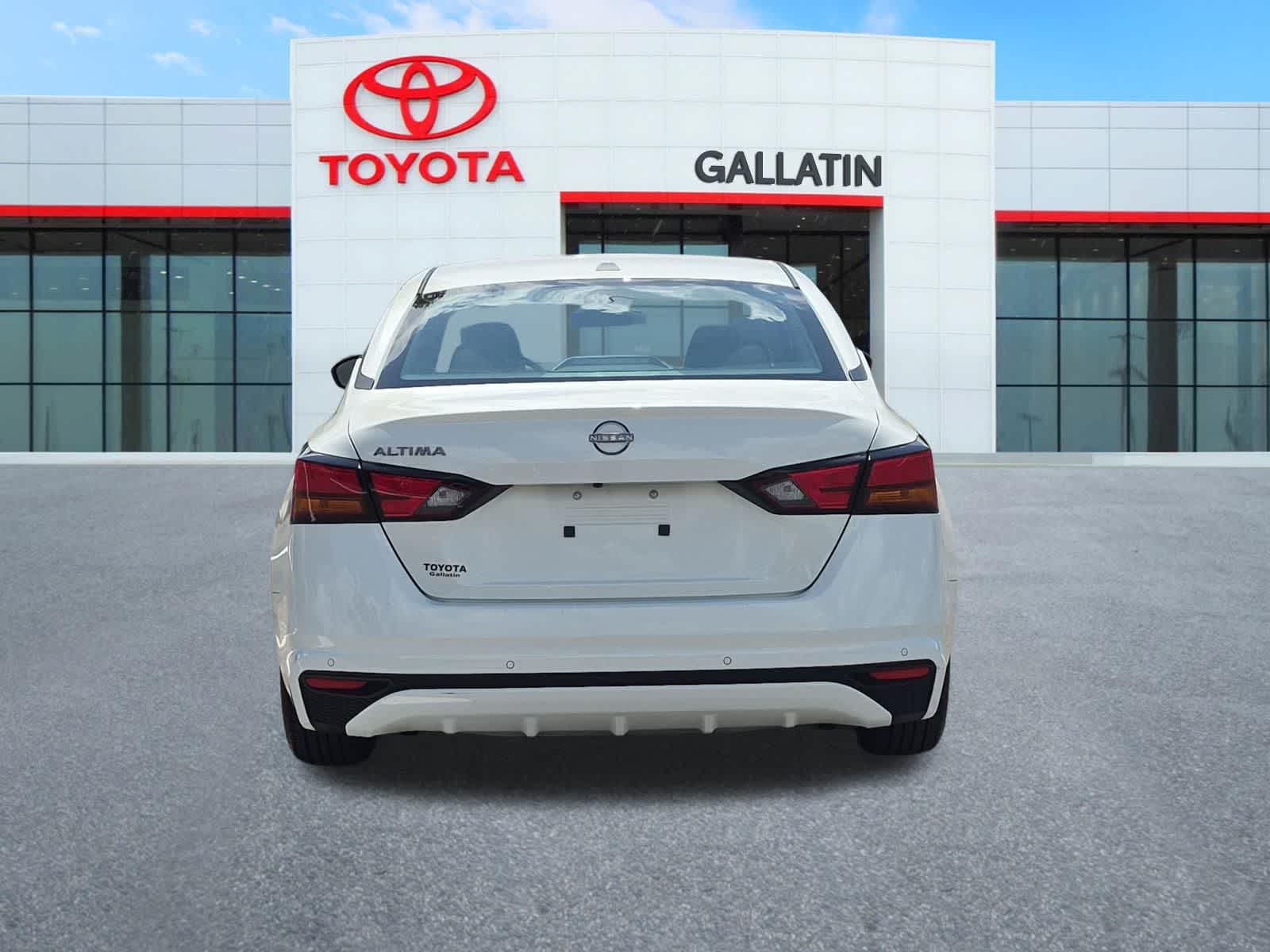 2025 Nissan Altima SV - Photo 7