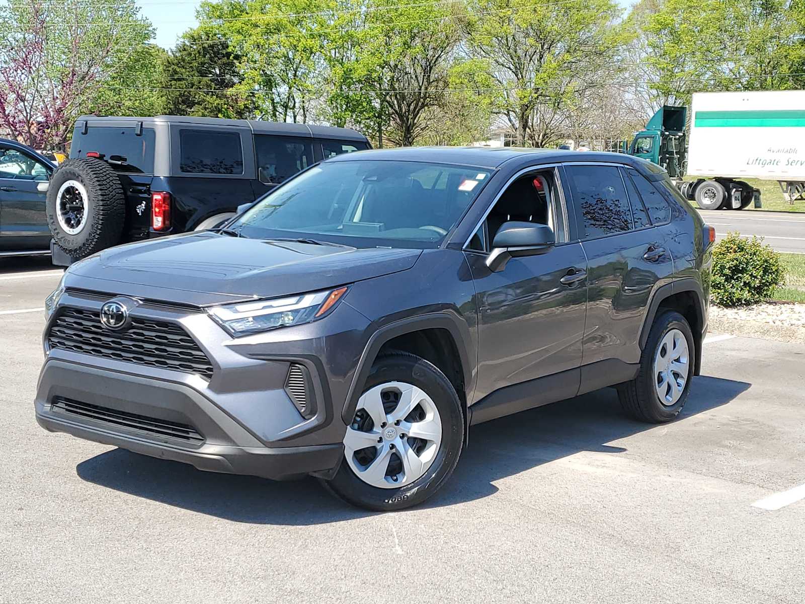 2024 Toyota RAV4 LE