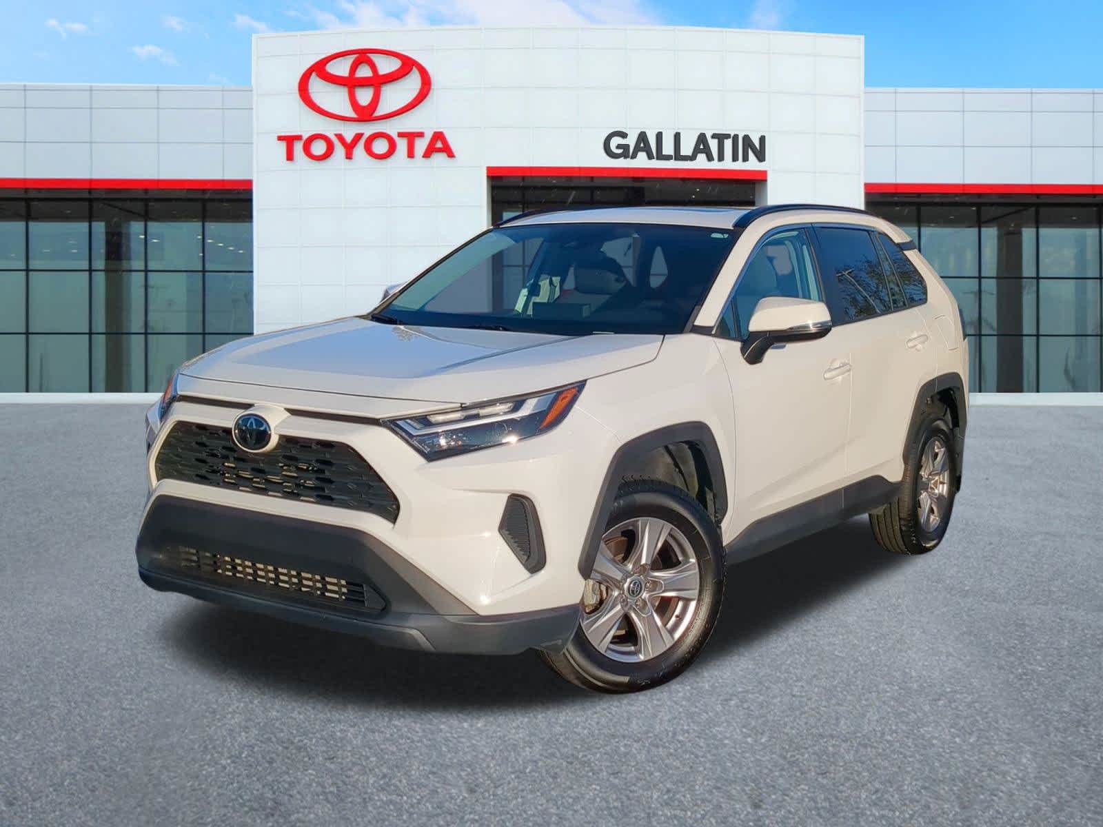2022 Toyota RAV4 XLE