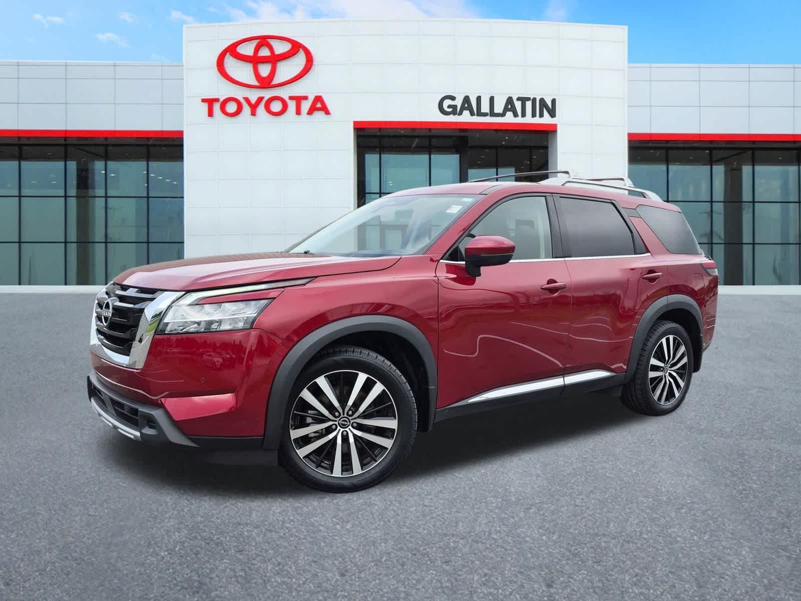 2024 Nissan Pathfinder Platinum