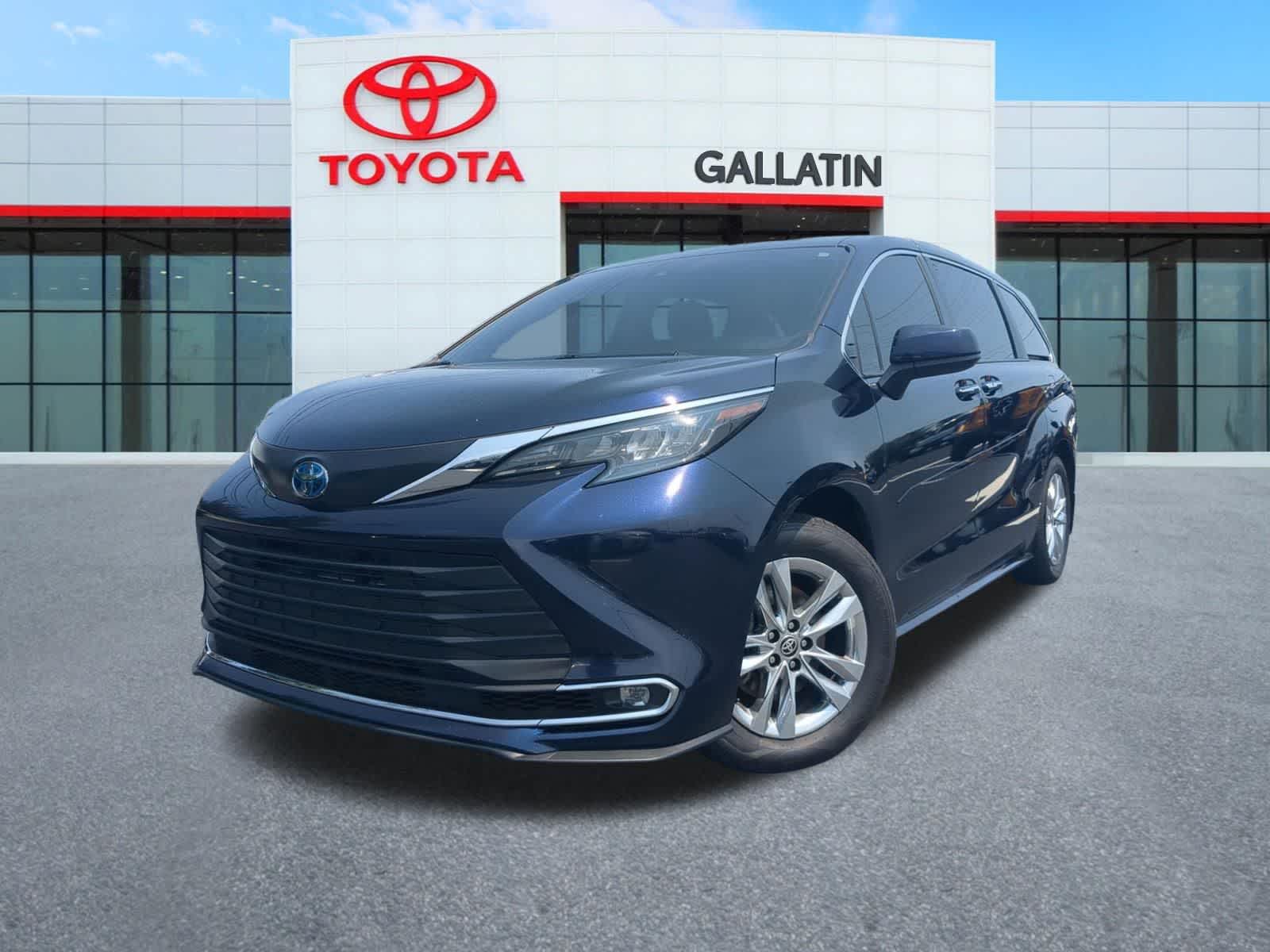 2024 Toyota Sienna XLE
