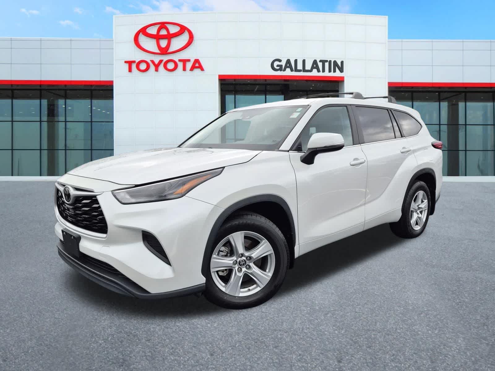 2023 Toyota Highlander L