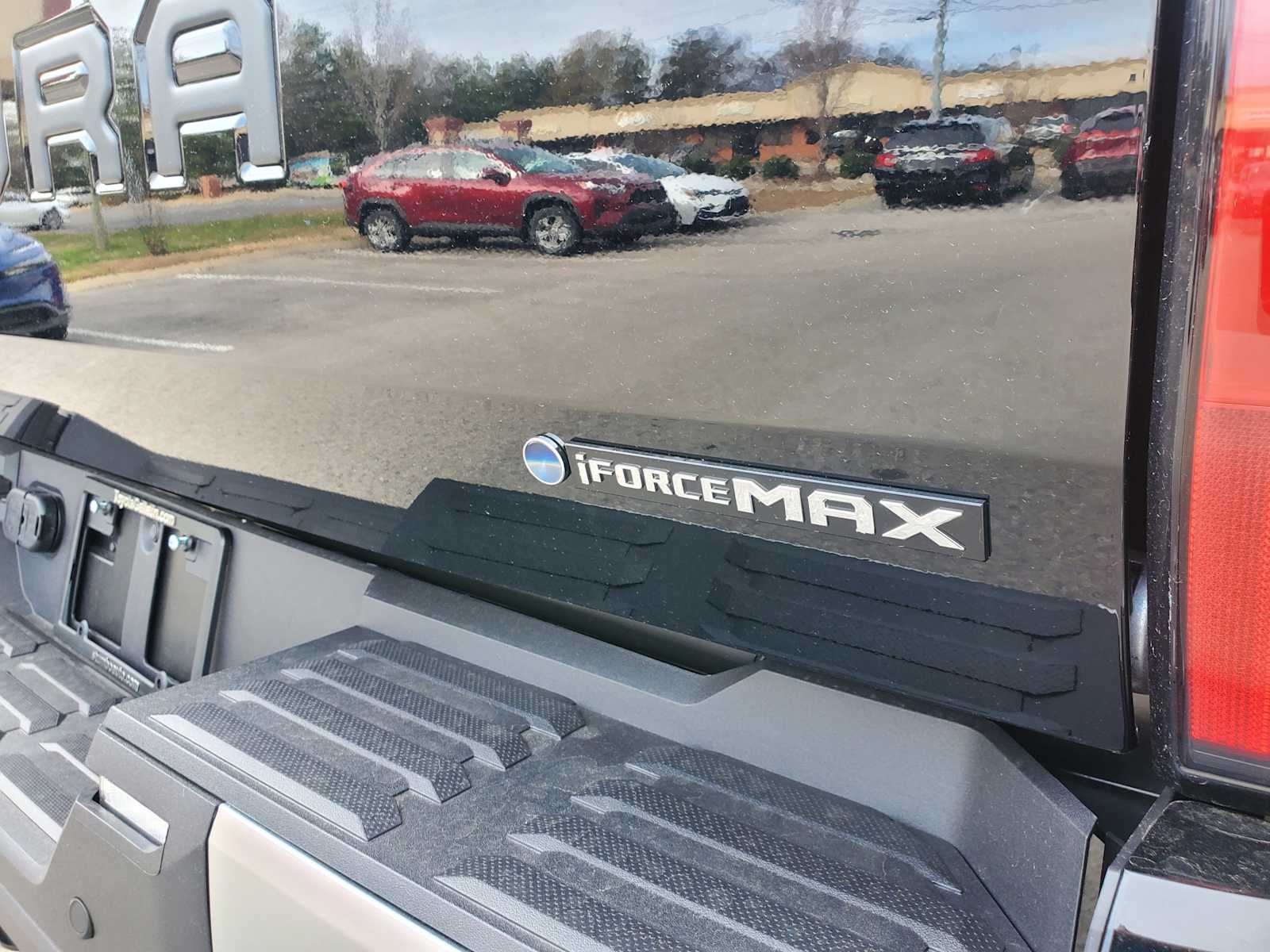 2026 Toyota Tundra Limited - Photo 7