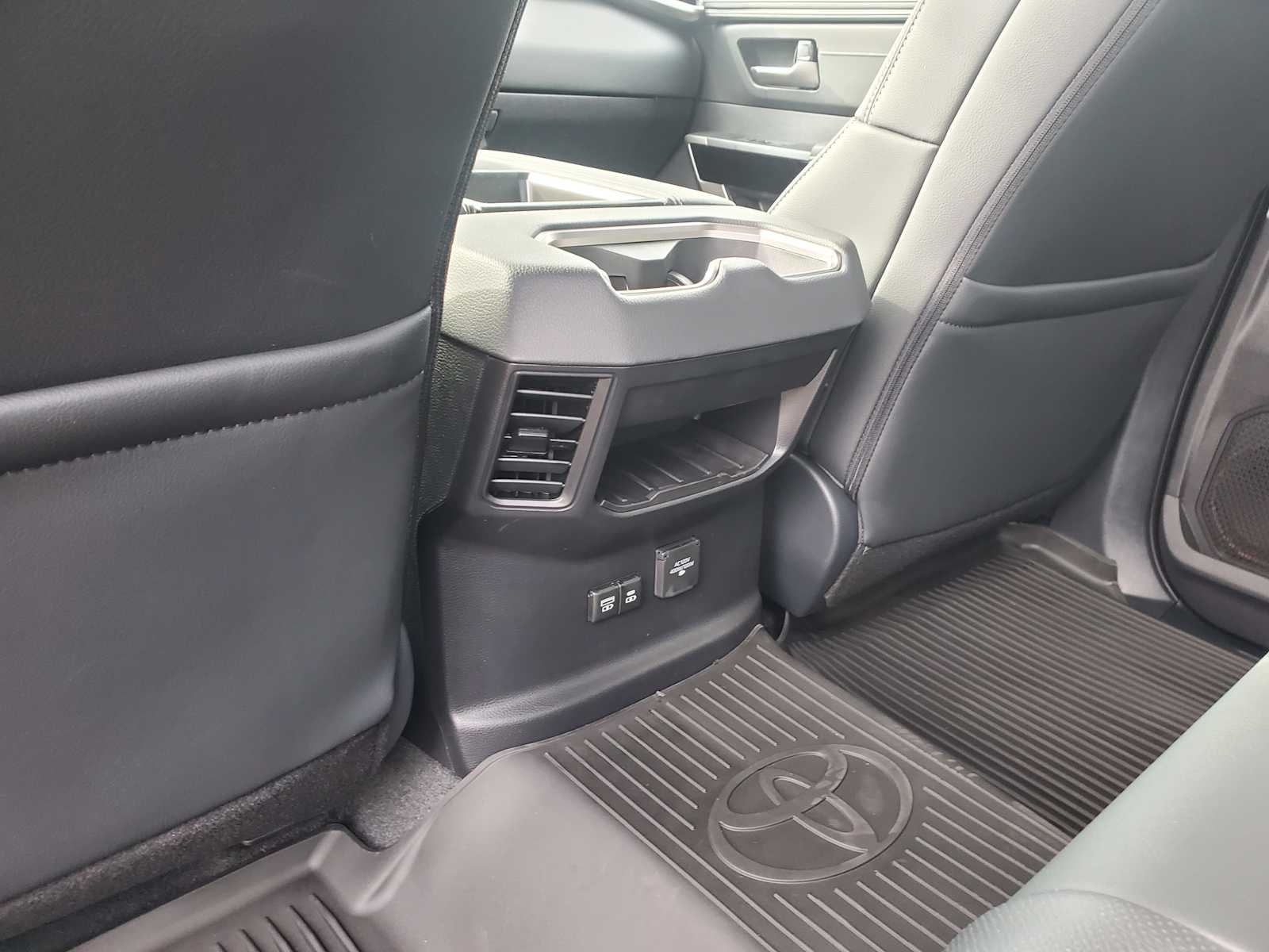 2026 Toyota Tundra Limited - Photo 14