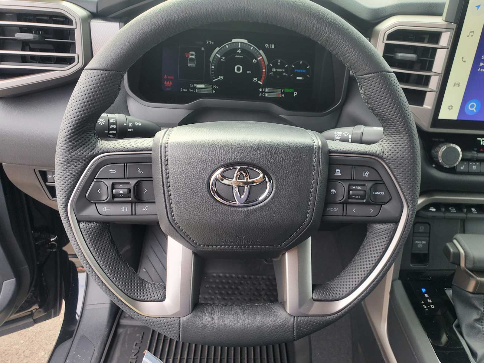 2026 Toyota Tundra Limited - Photo 21