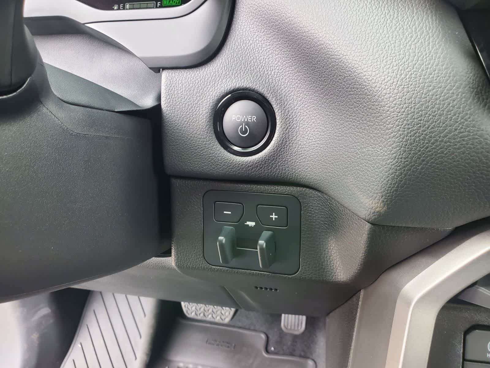 2026 Toyota Tundra Limited - Photo 26