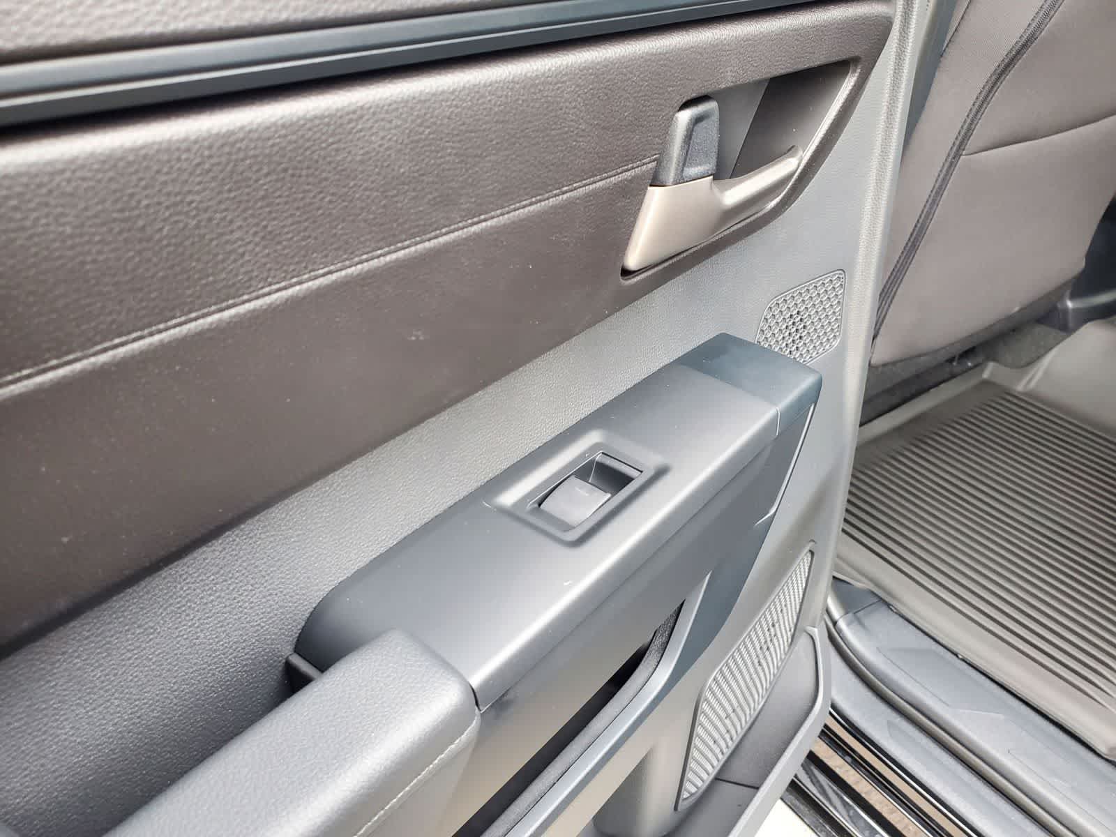 2026 Toyota Tundra SR5 - Photo 11