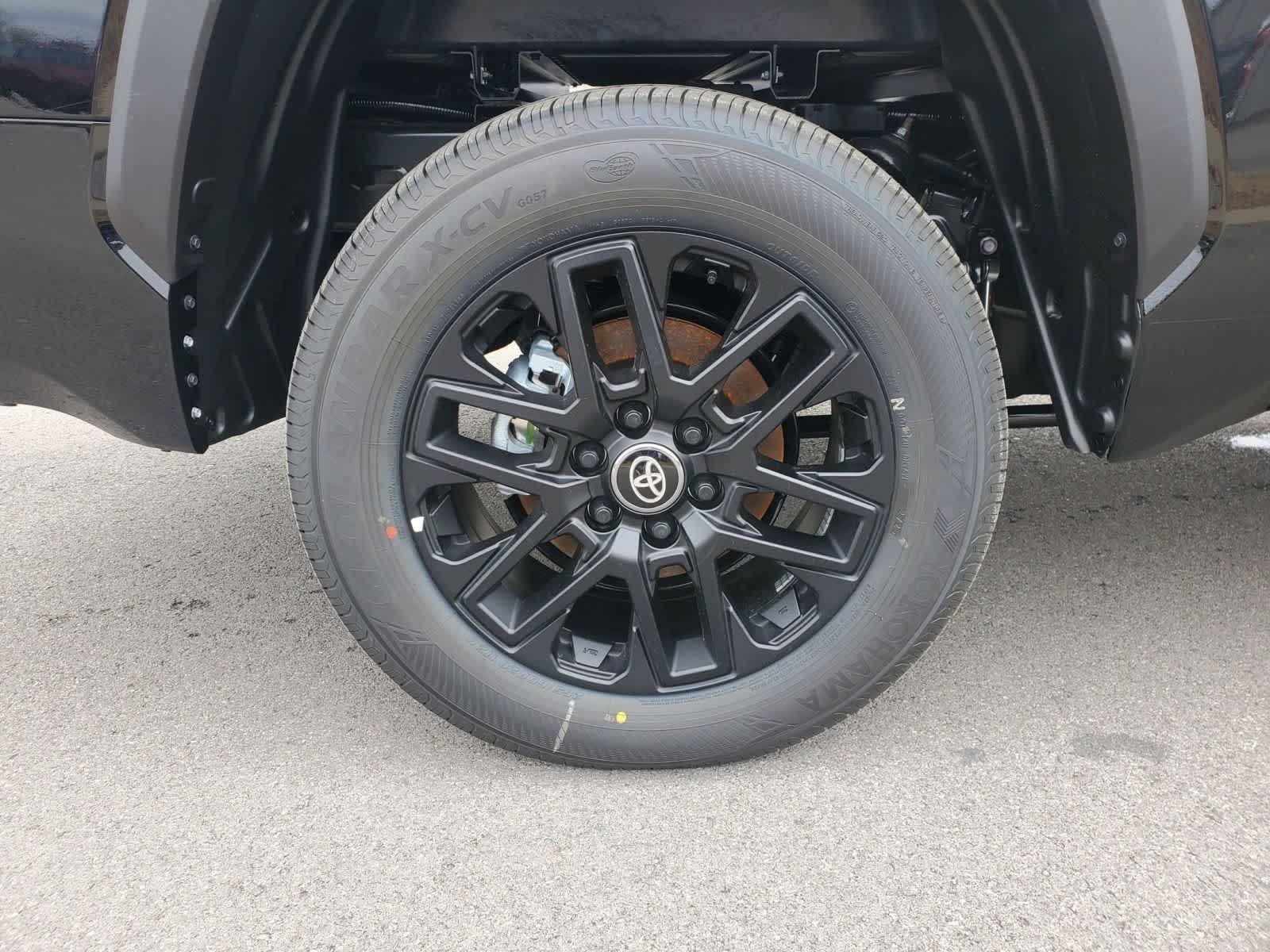 2026 Toyota Tundra SR5 - Photo 6