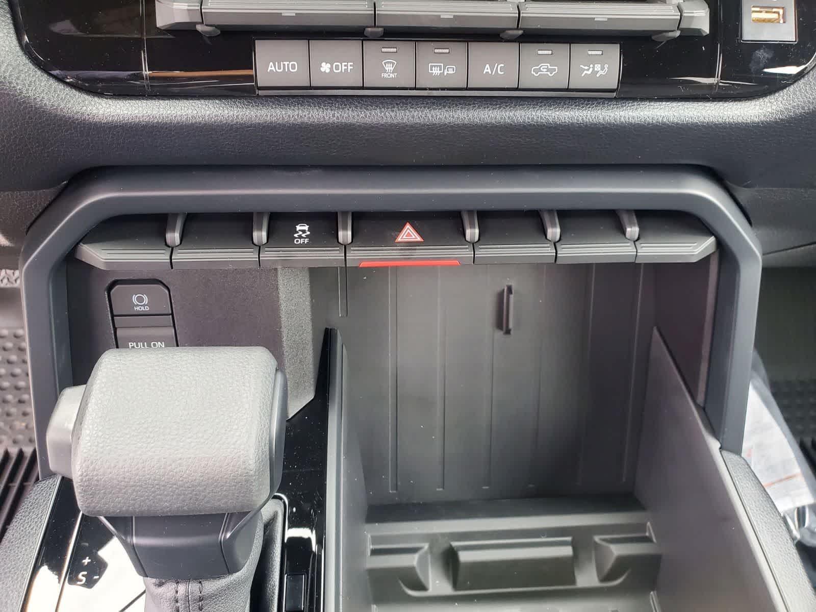 2026 Toyota Tundra SR5 - Photo 28