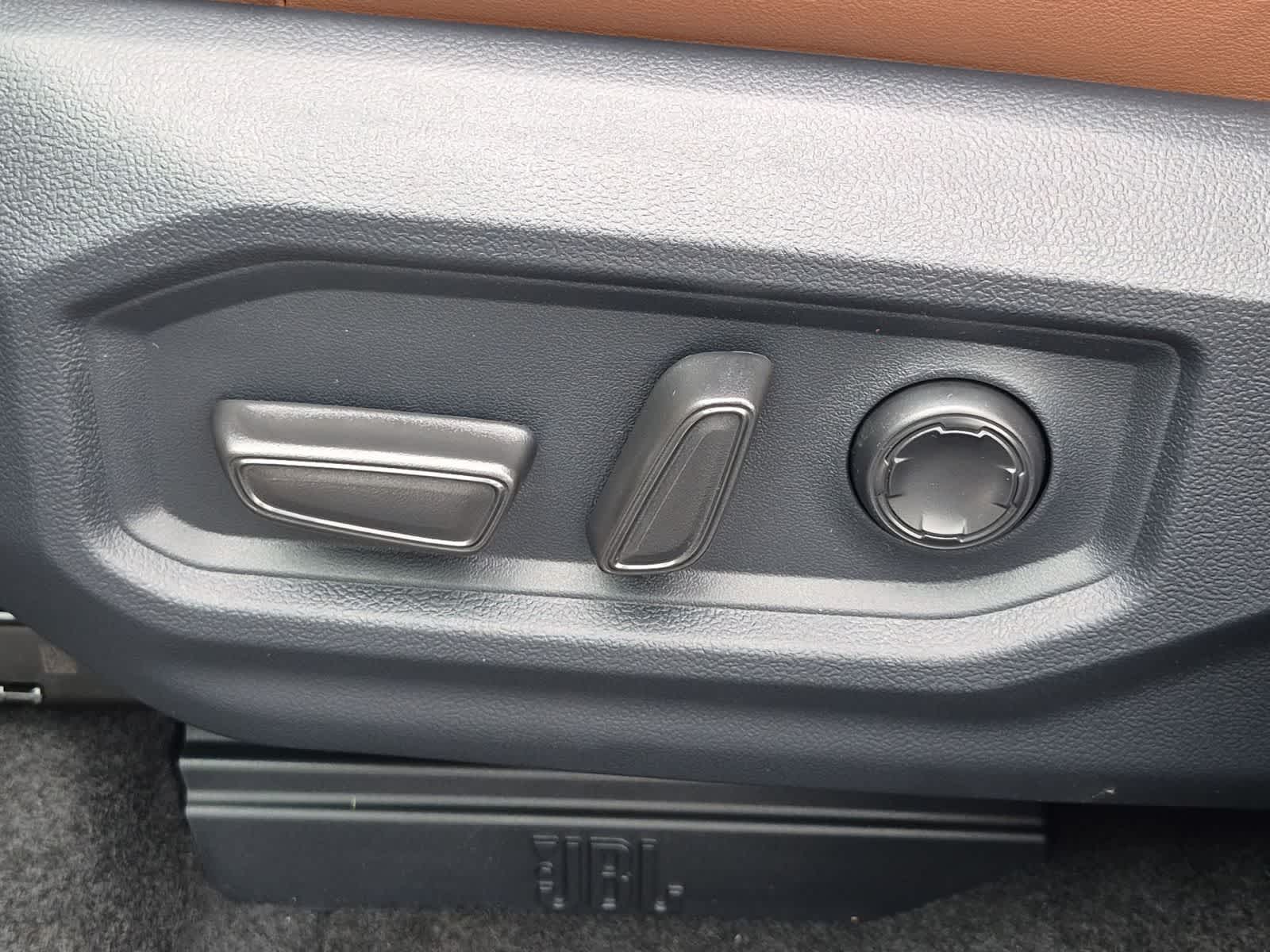 2026 Toyota Tundra 1794 Edition - Photo 18