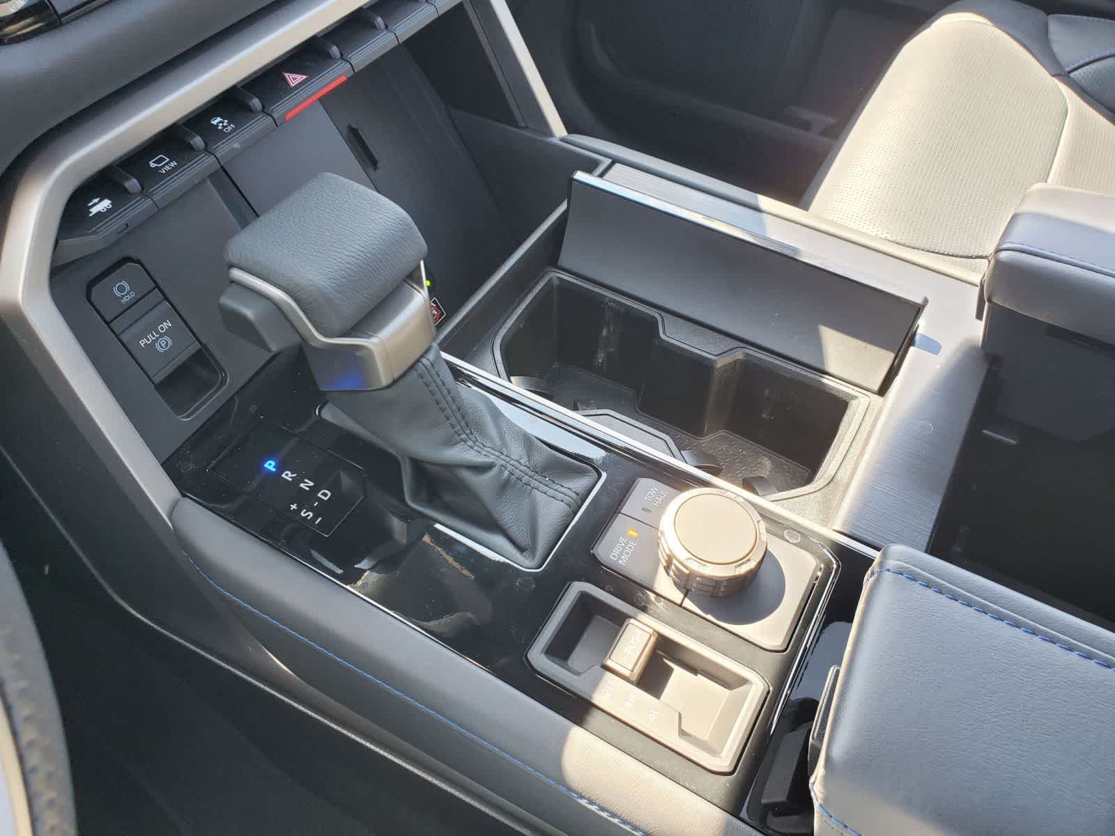 2026 Toyota Tundra Platinum - Photo 30