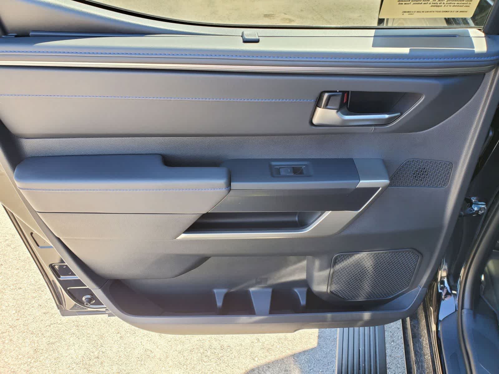 2026 Toyota Tundra Platinum - Photo 9