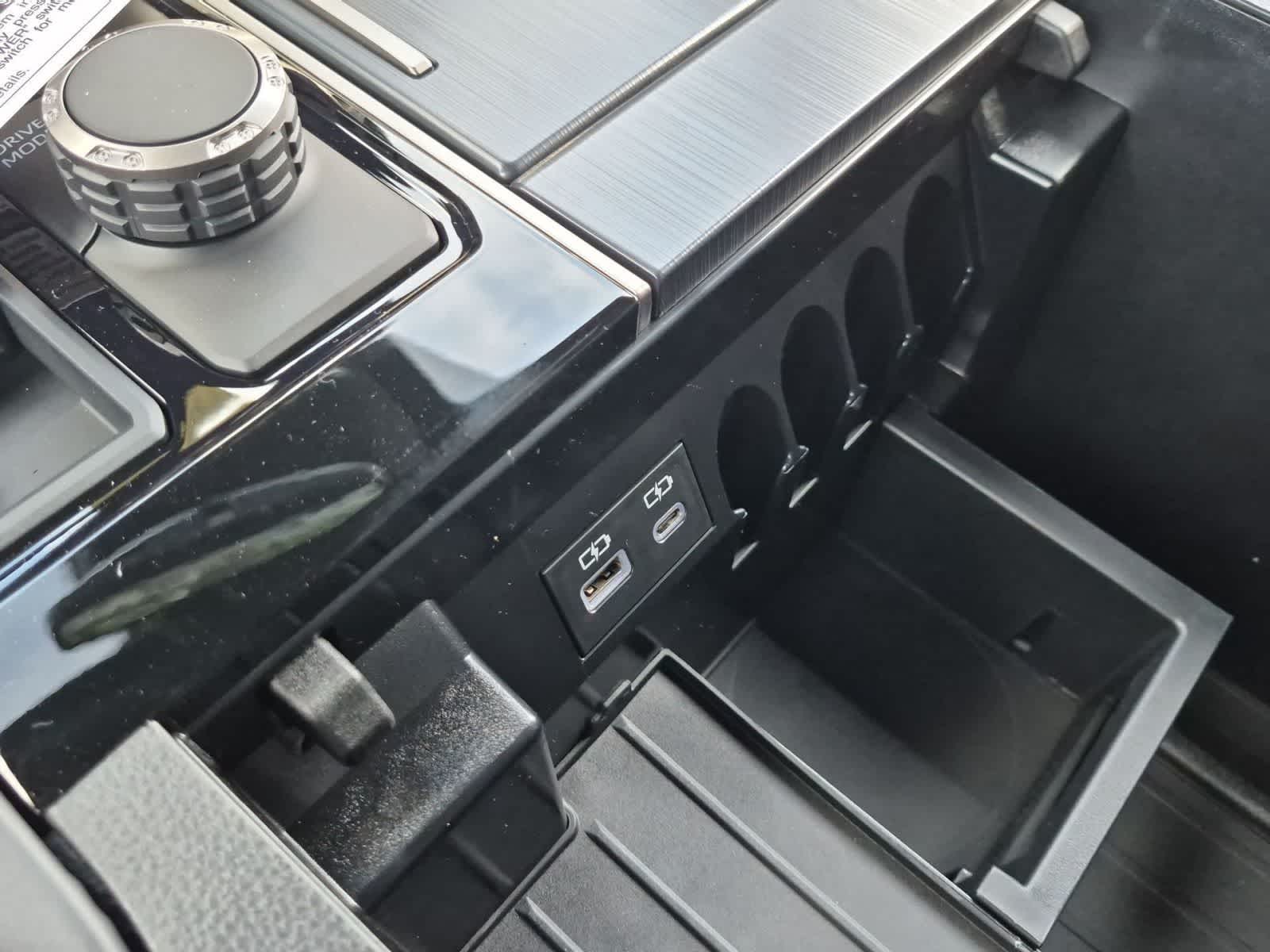 2026 Toyota Tundra Platinum - Photo 33