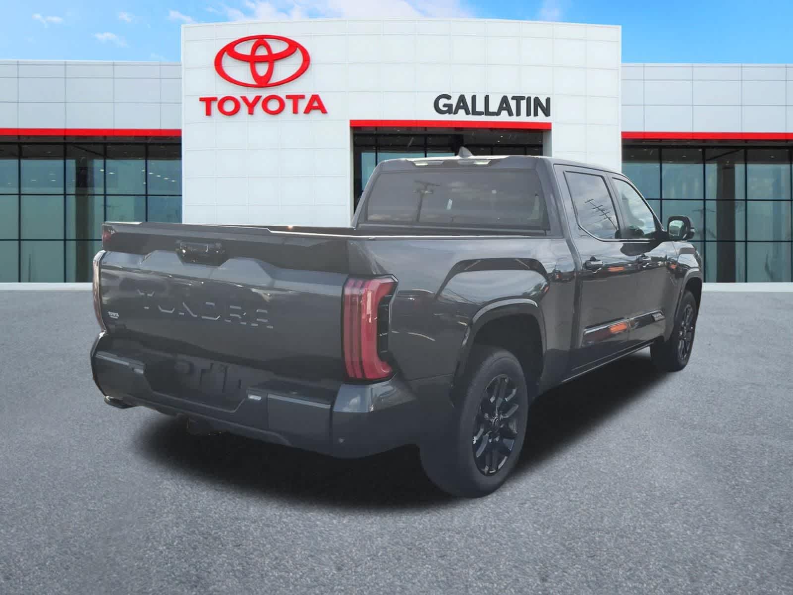 2026 Toyota Tundra Platinum - Photo 8
