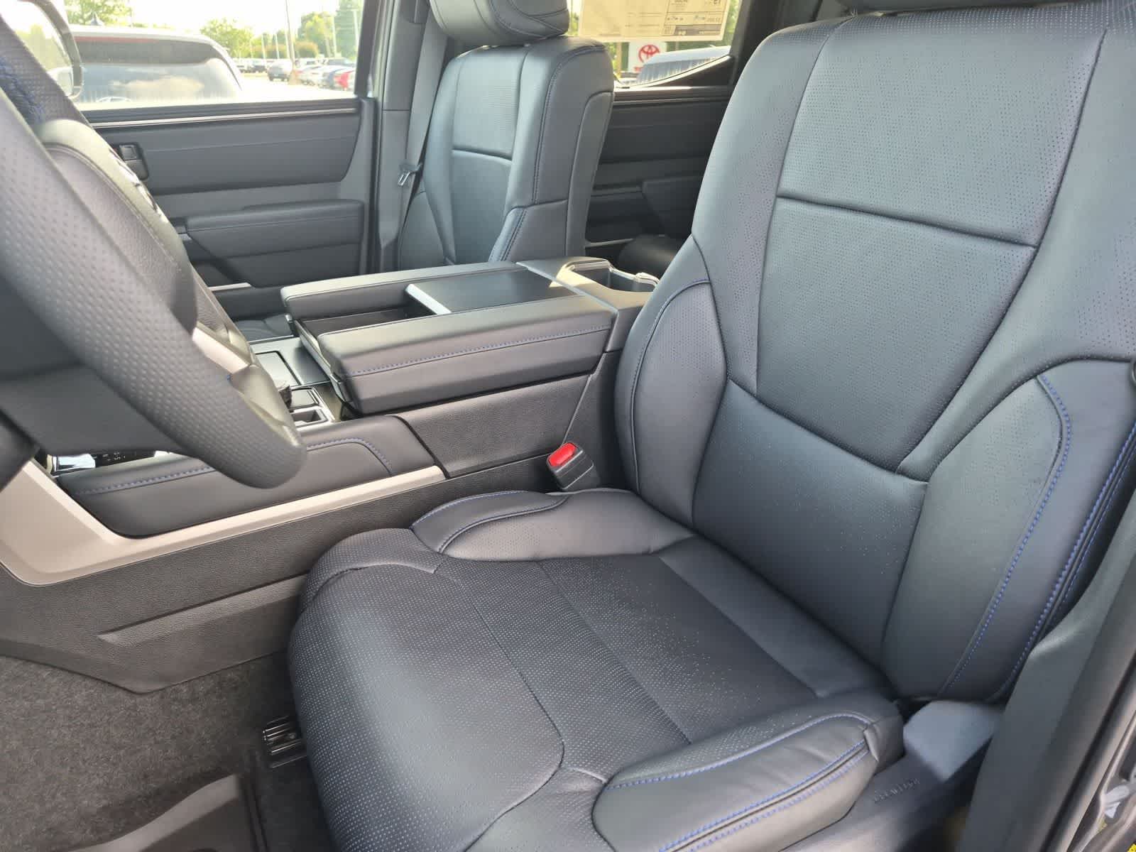 2026 Toyota Tundra Platinum - Photo 17