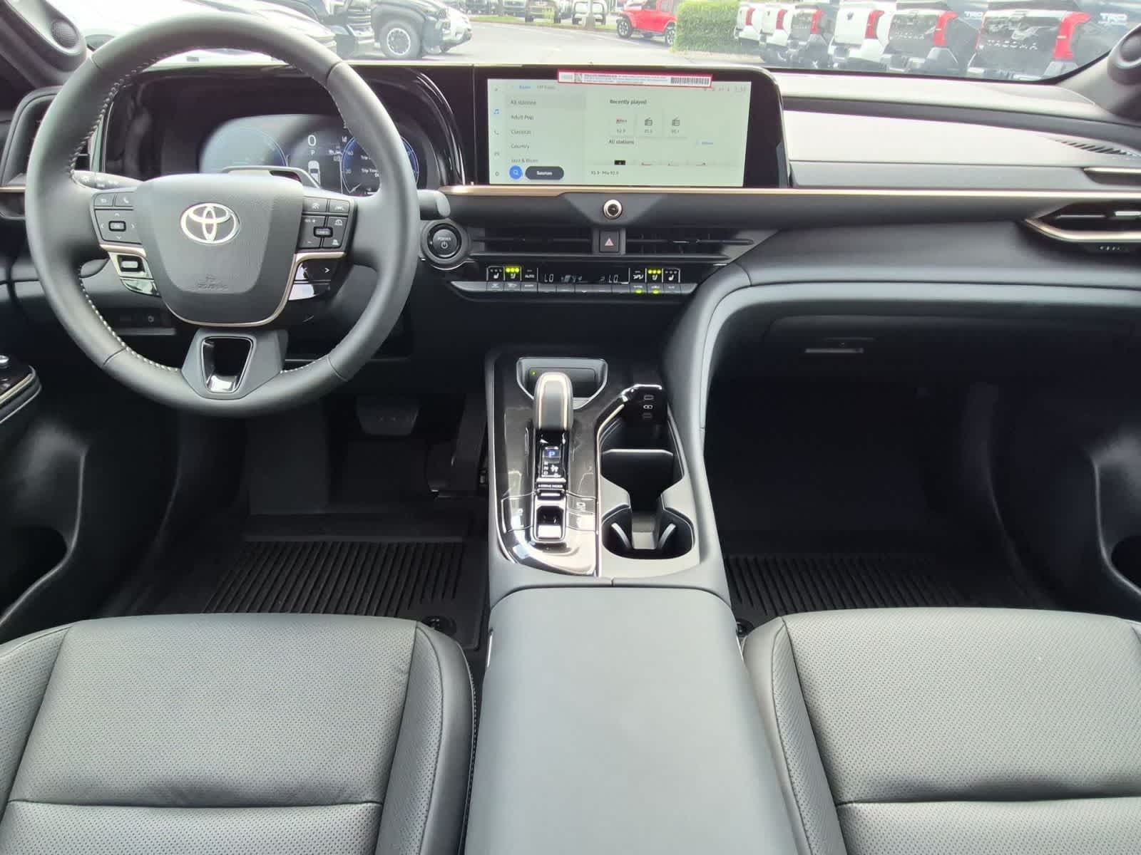 2026 Toyota Crown Limited - Photo 14