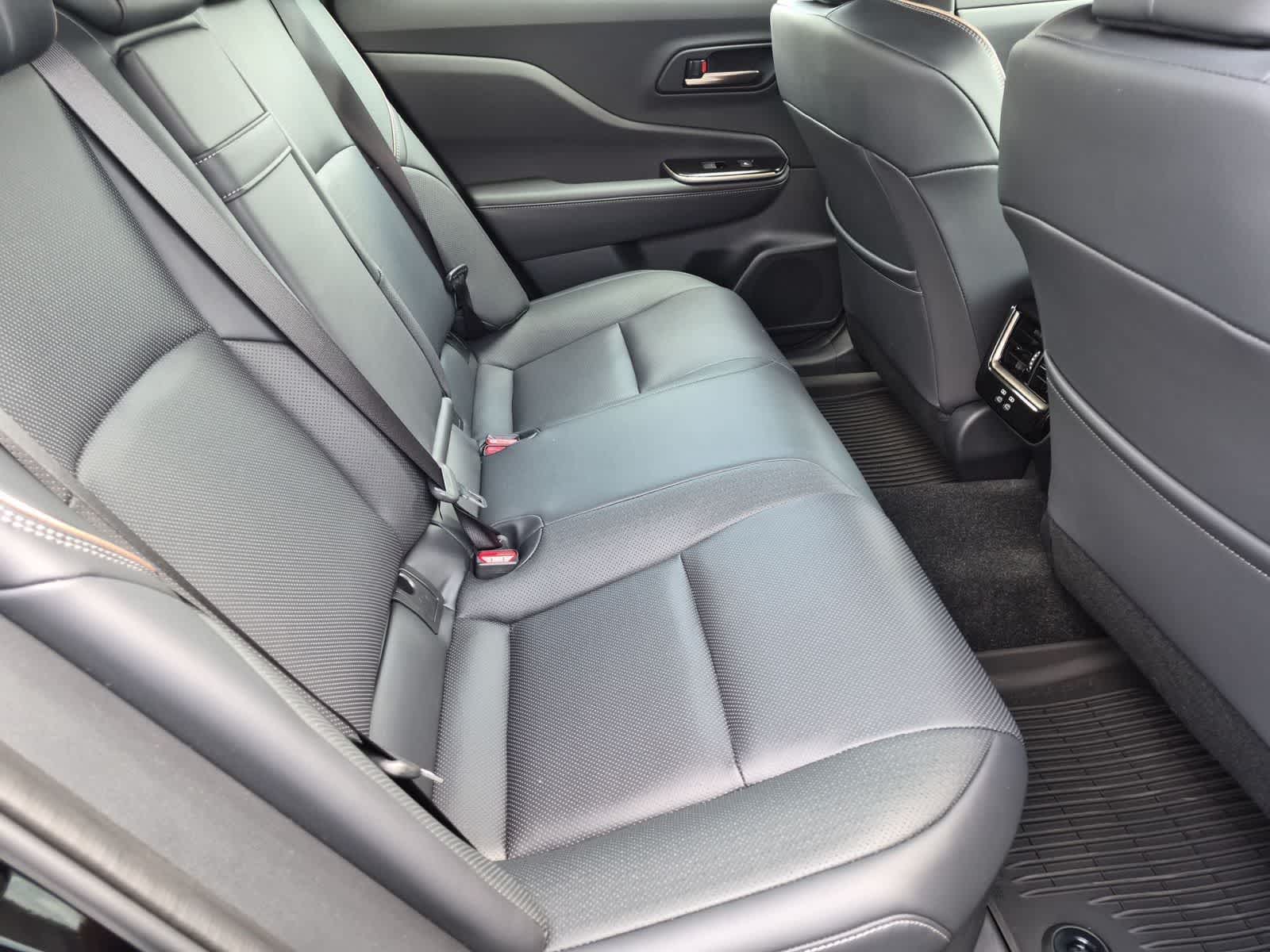 2026 Toyota Crown Limited - Photo 19