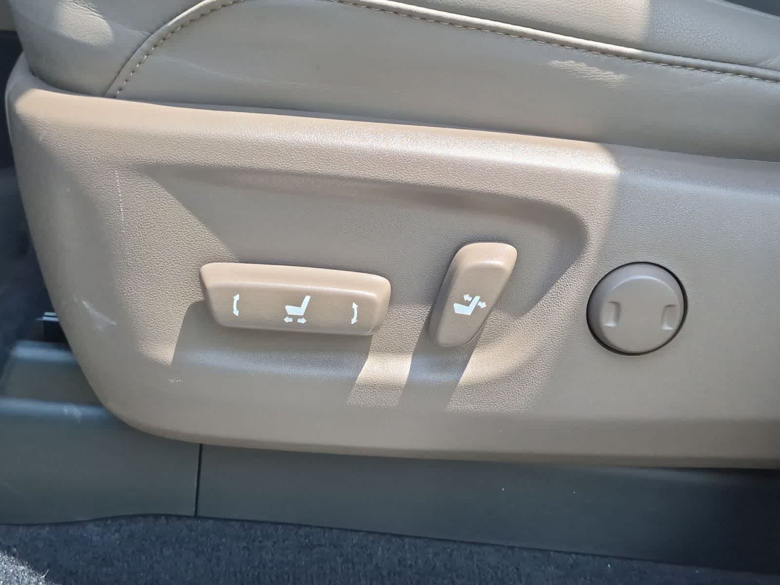 2023 Lexus GX PREMIUM - Photo 18