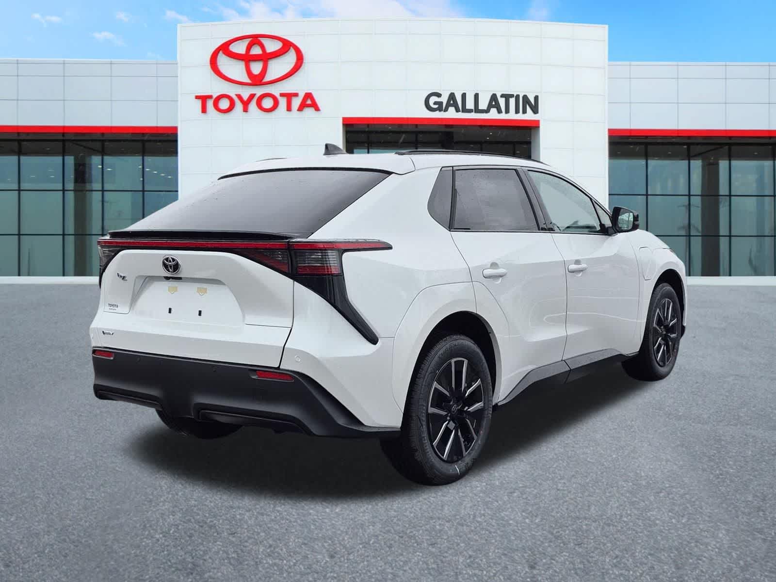 New Wind Chill Pearl [extra cost color] 2026 Toyota bZ XLE Plus