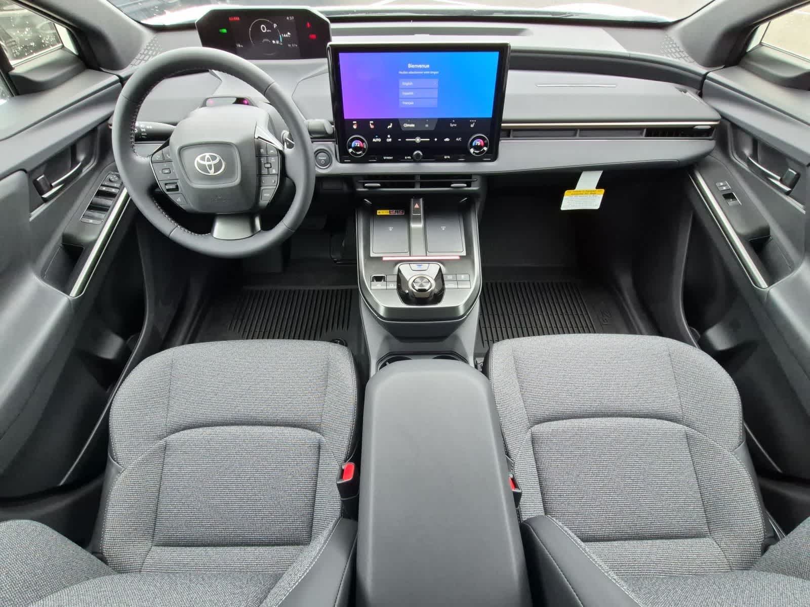 2026 Toyota bZ XLE - Photo 14