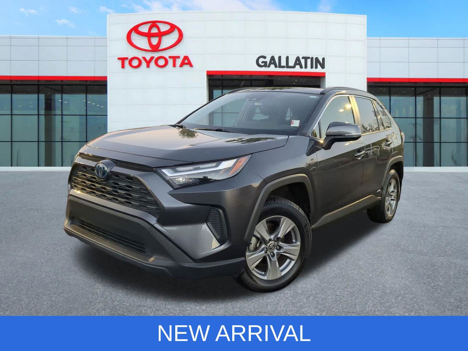 2022 Toyota RAV4 Hybrid XLE