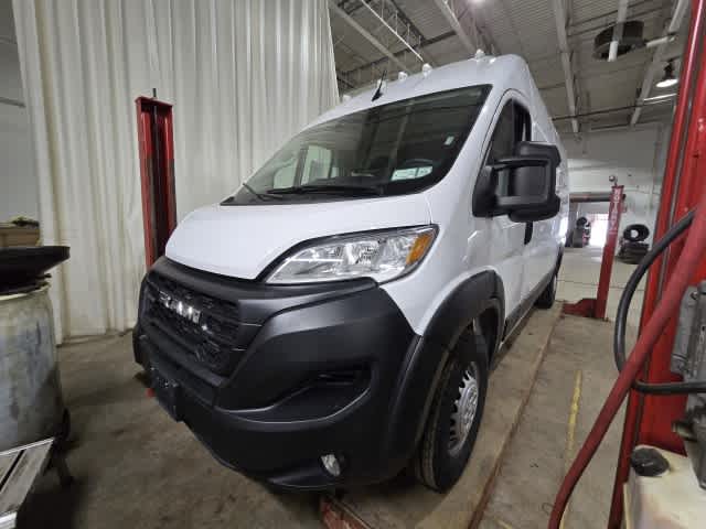 Bright White Clearcoat 2024 RAM ProMaster 2500 Tradesman 159 High Roof Cargo Van FWD w/ Passenger Seat Van Front-Wheel Drive 9-Speed Automatic