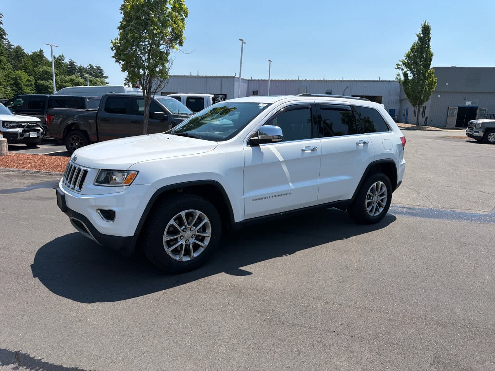Bright White Clearcoat 2016 Jeep Grand Cherokee SUV / Crossover Four-Wheel Drive 8-Speed Automatic