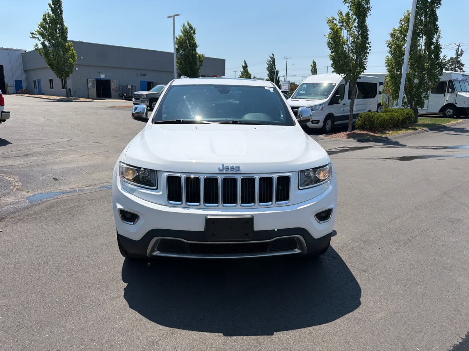 View vehicle photo 2