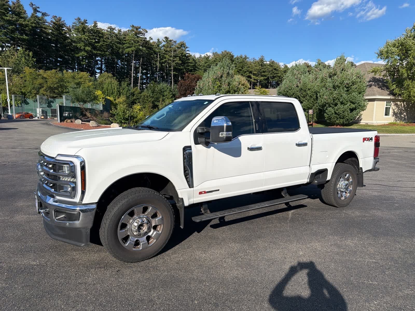 Star White Metallic Tri-Coat 2024 Ford F-350 Super Duty Pickup Truck Four-Wheel Drive Automatic