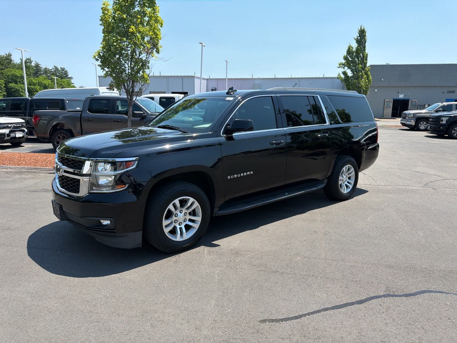 Black 2019 Chevrolet Suburban SUV / Crossover Four-Wheel Drive 6-Speed Automatic