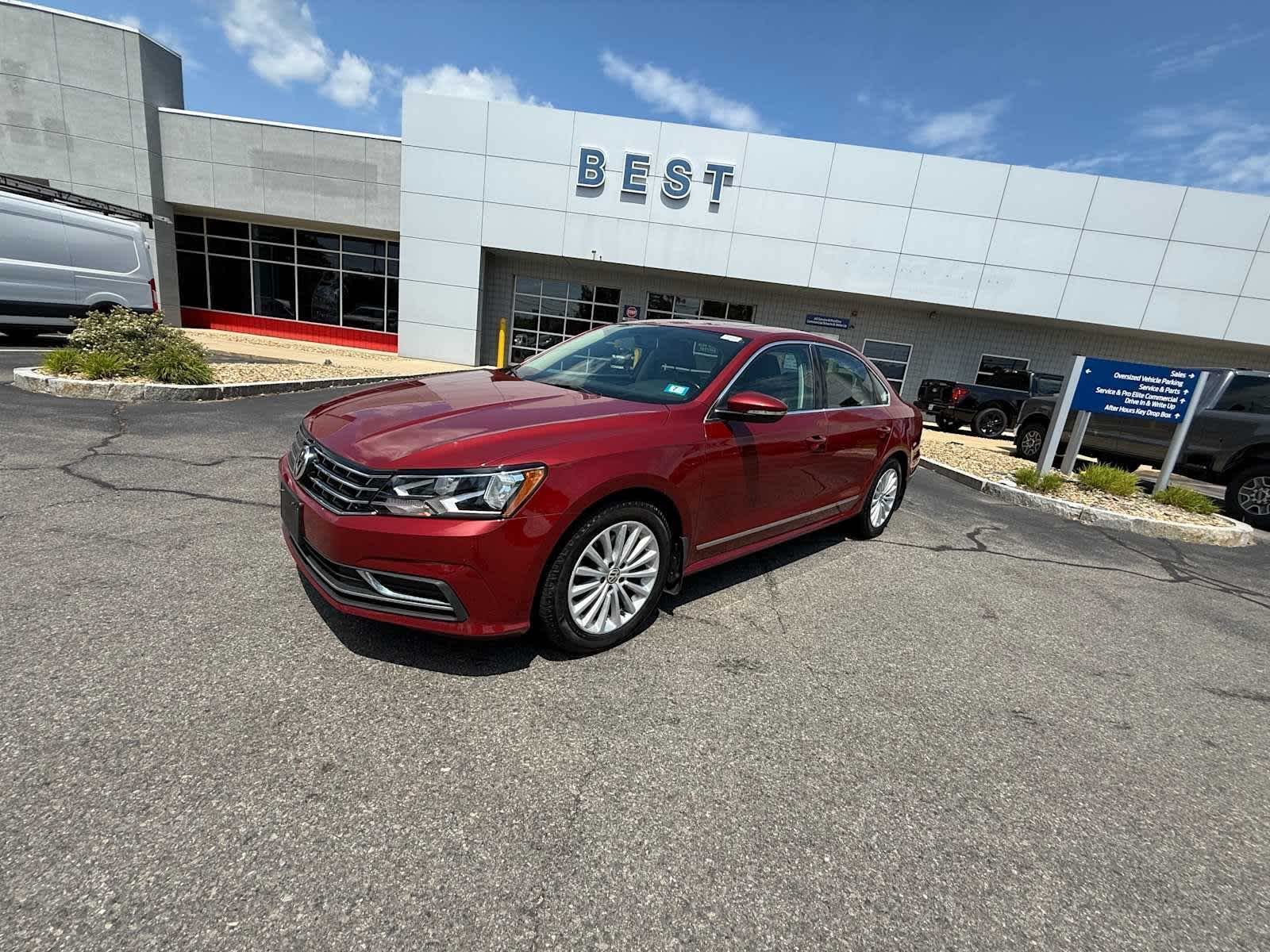 Fortana Red 2016 Volkswagen Passat Sedan Front-Wheel Drive 6-Speed Automatic
