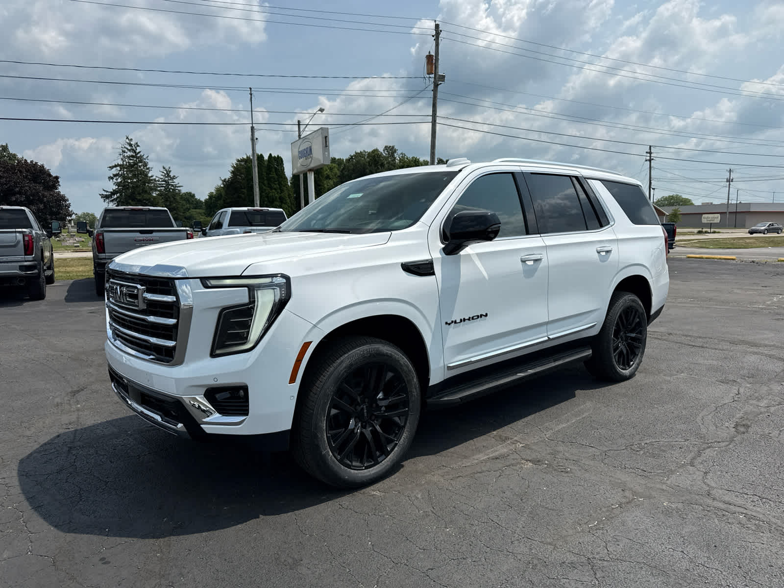 Summit White 2026 GMC Yukon SUV / Crossover Four-Wheel Drive Automatic