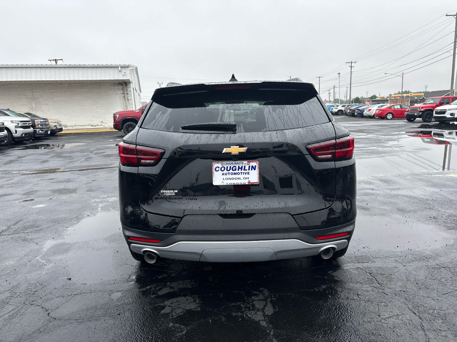 View vehicle photo 4