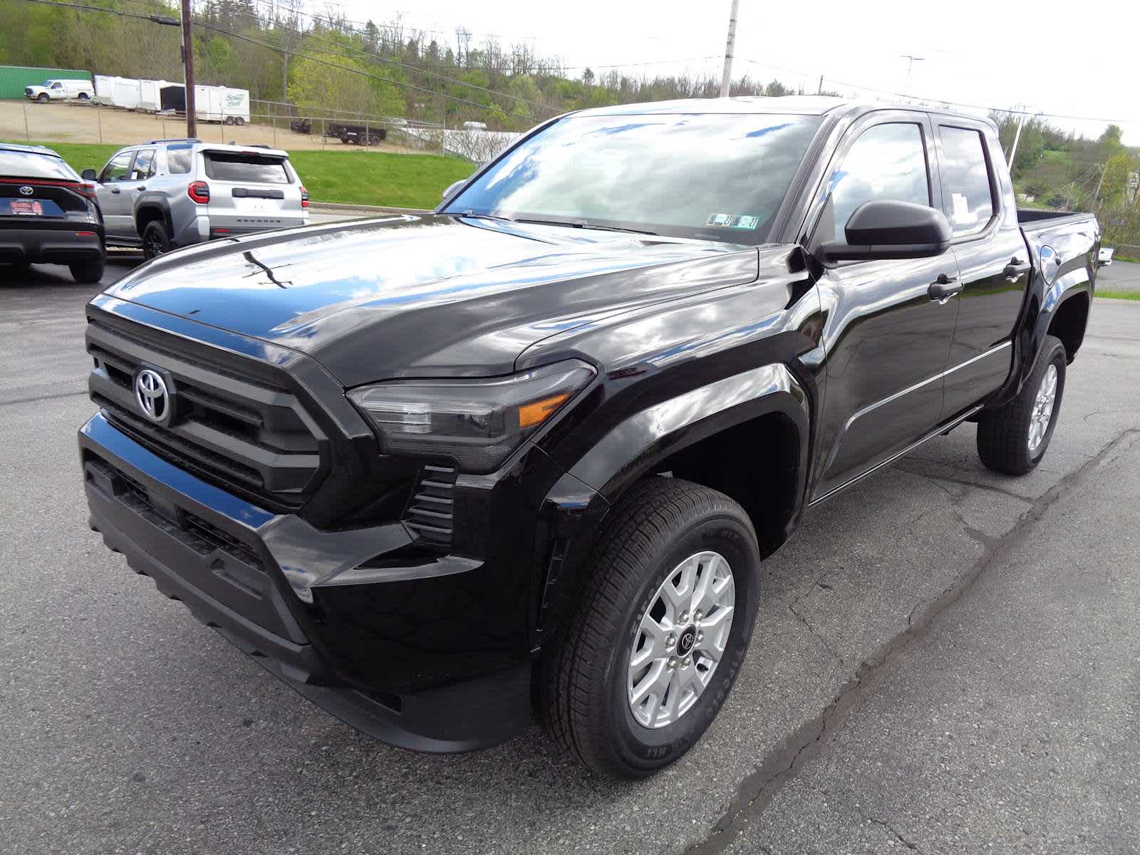 View vehicle photo 6