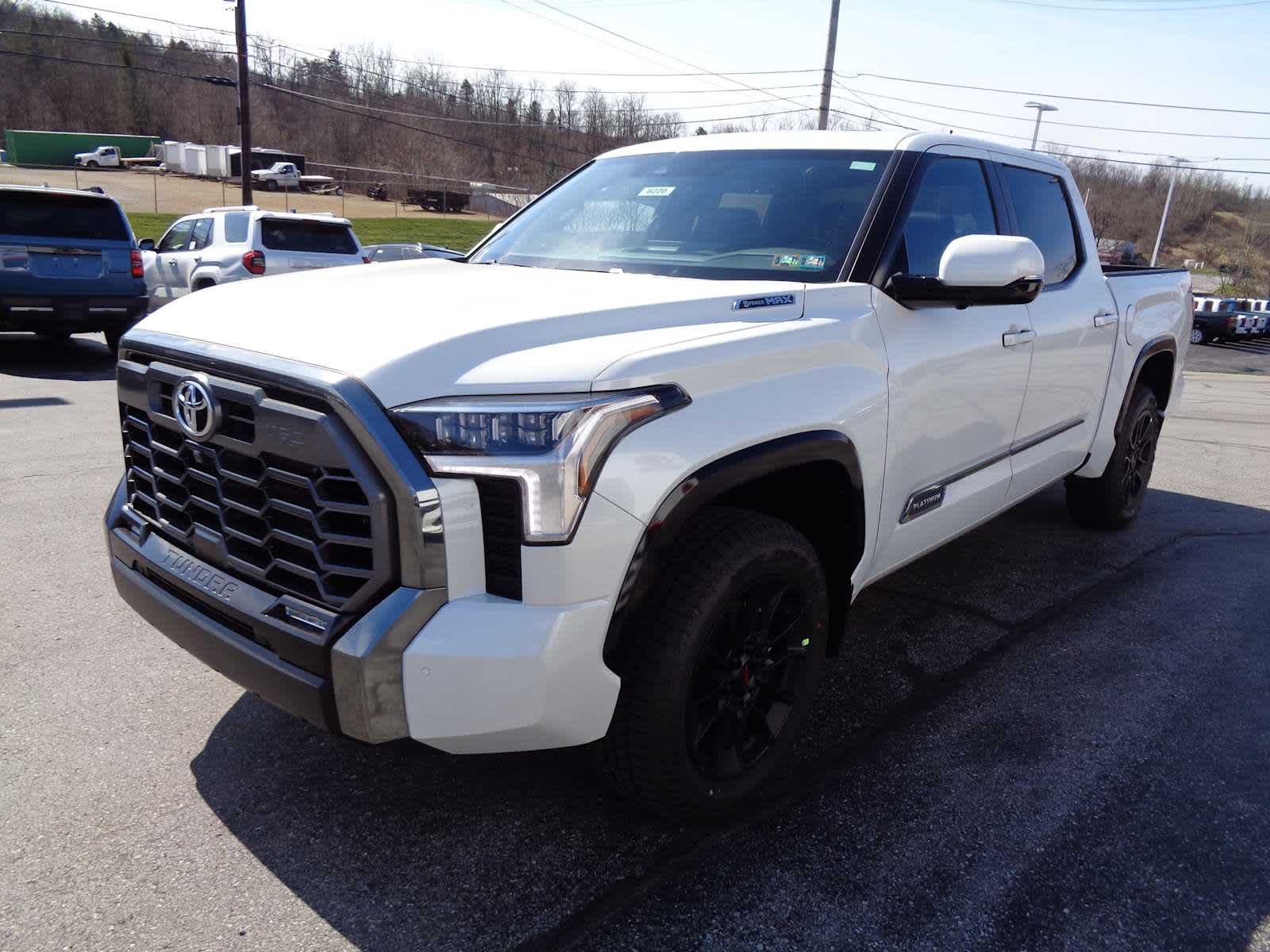 View vehicle photo 7