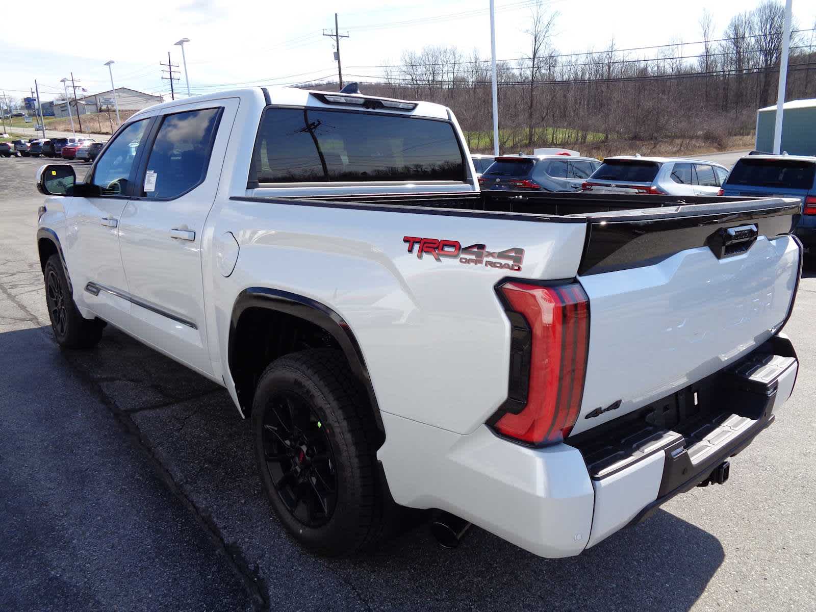 View vehicle photo 5