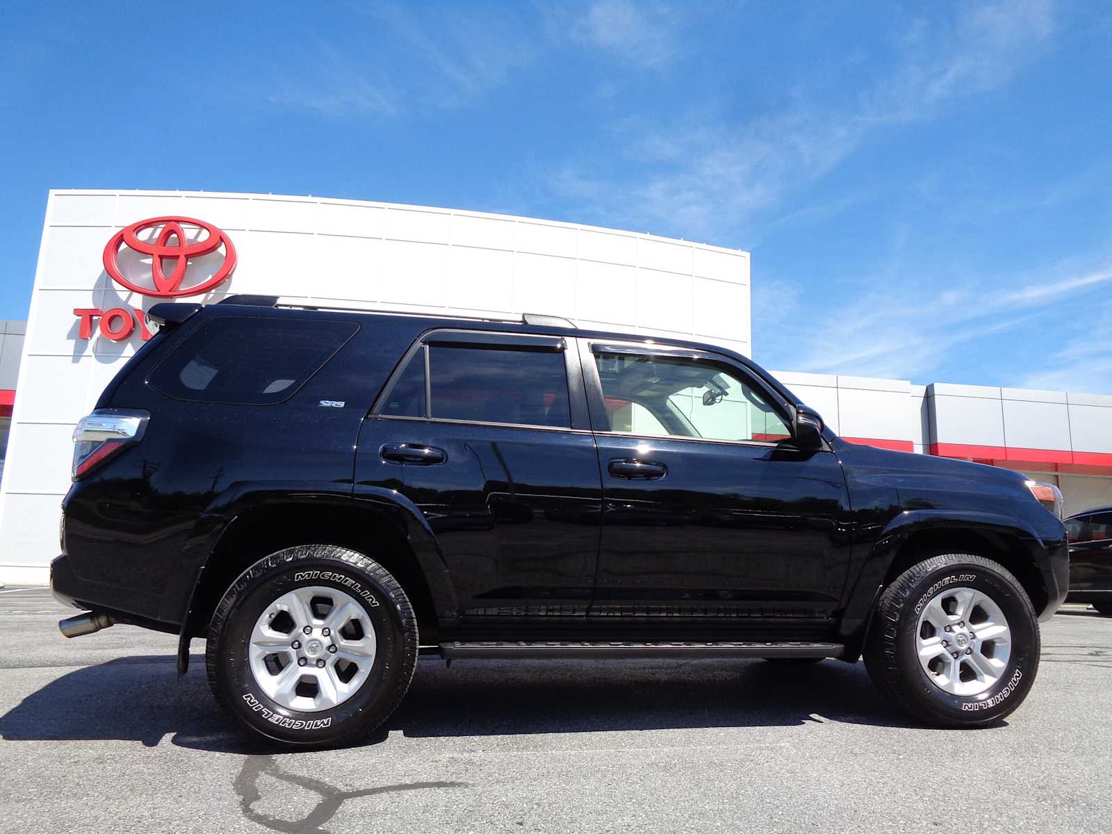 Midnight Black Metallic 2019 Toyota 4Runner SR5 Premium 4WD SUV / Crossover Four-Wheel Drive 5-Speed Automatic
