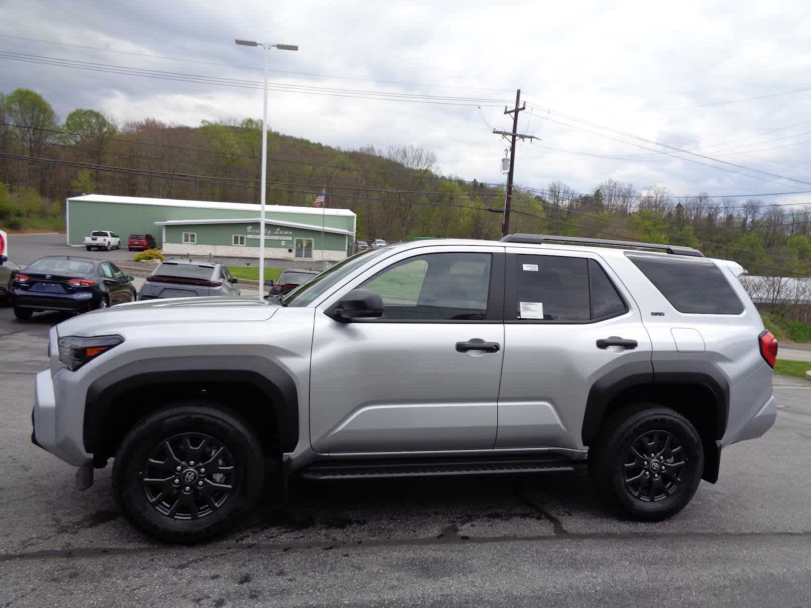 View vehicle photo 6