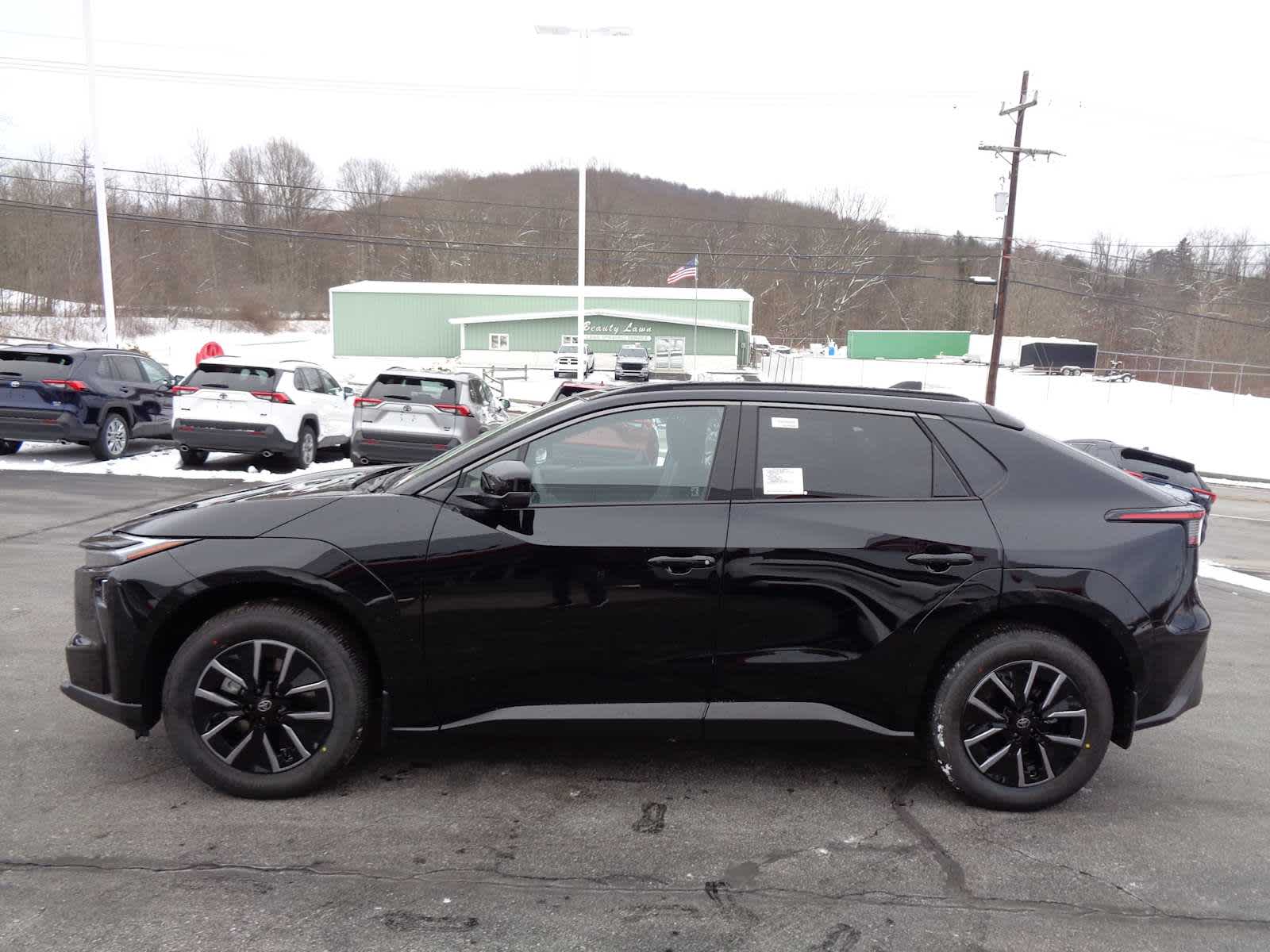 View vehicle photo 6