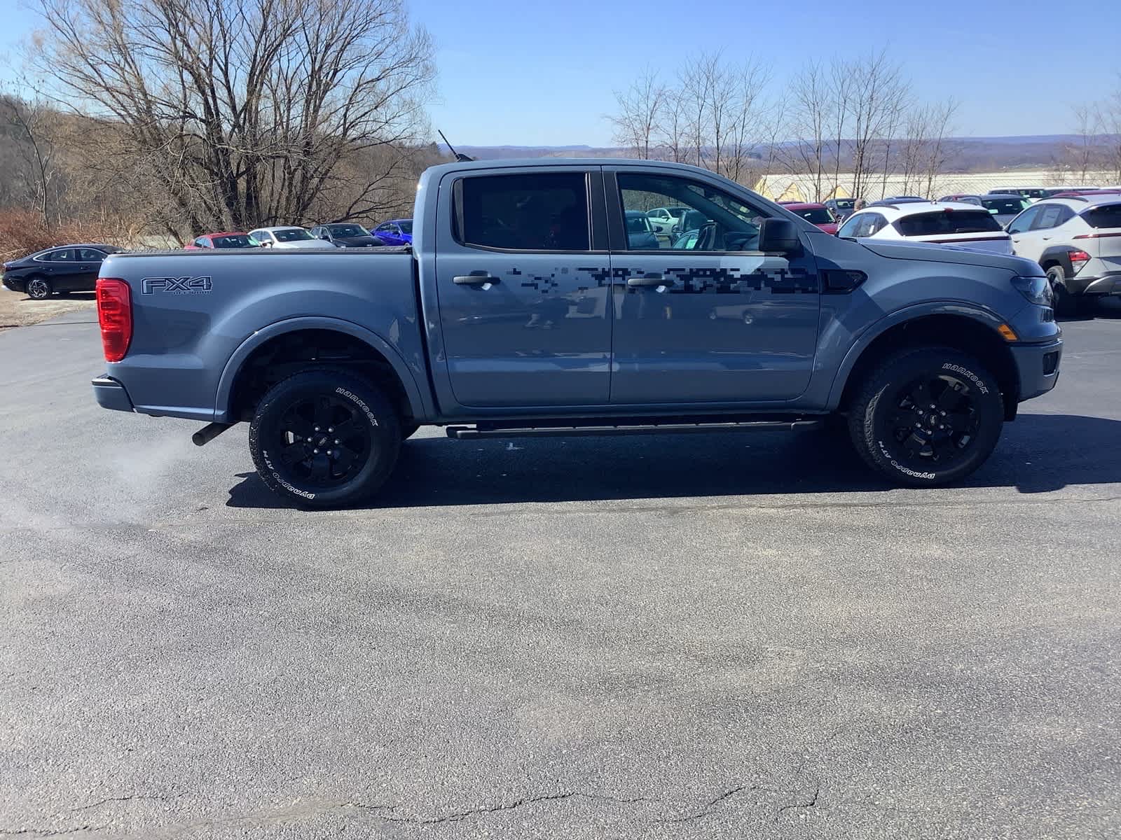 View vehicle photo 3