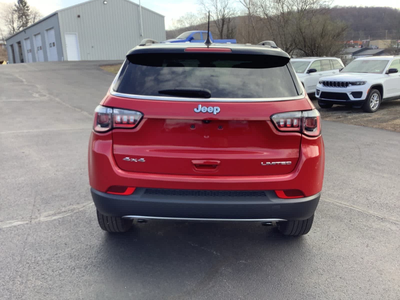 View vehicle photo 5