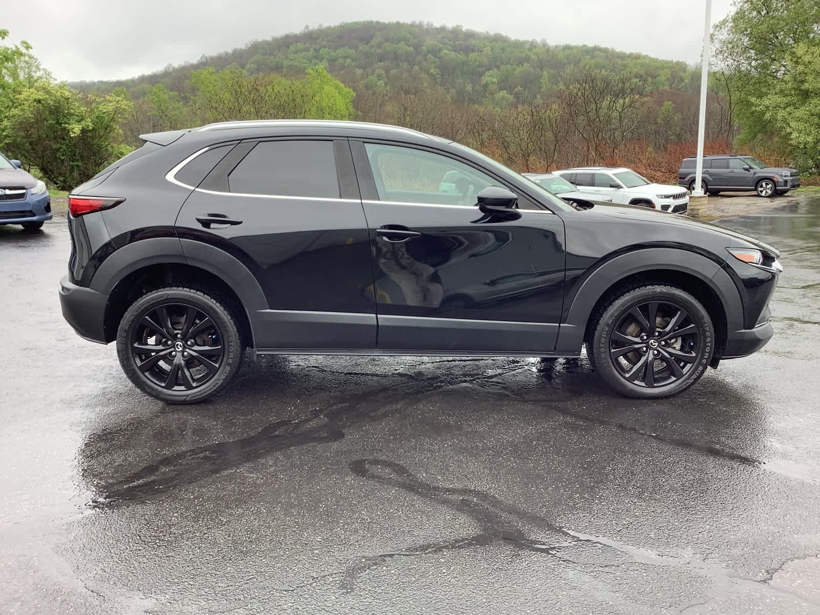 View vehicle photo 3