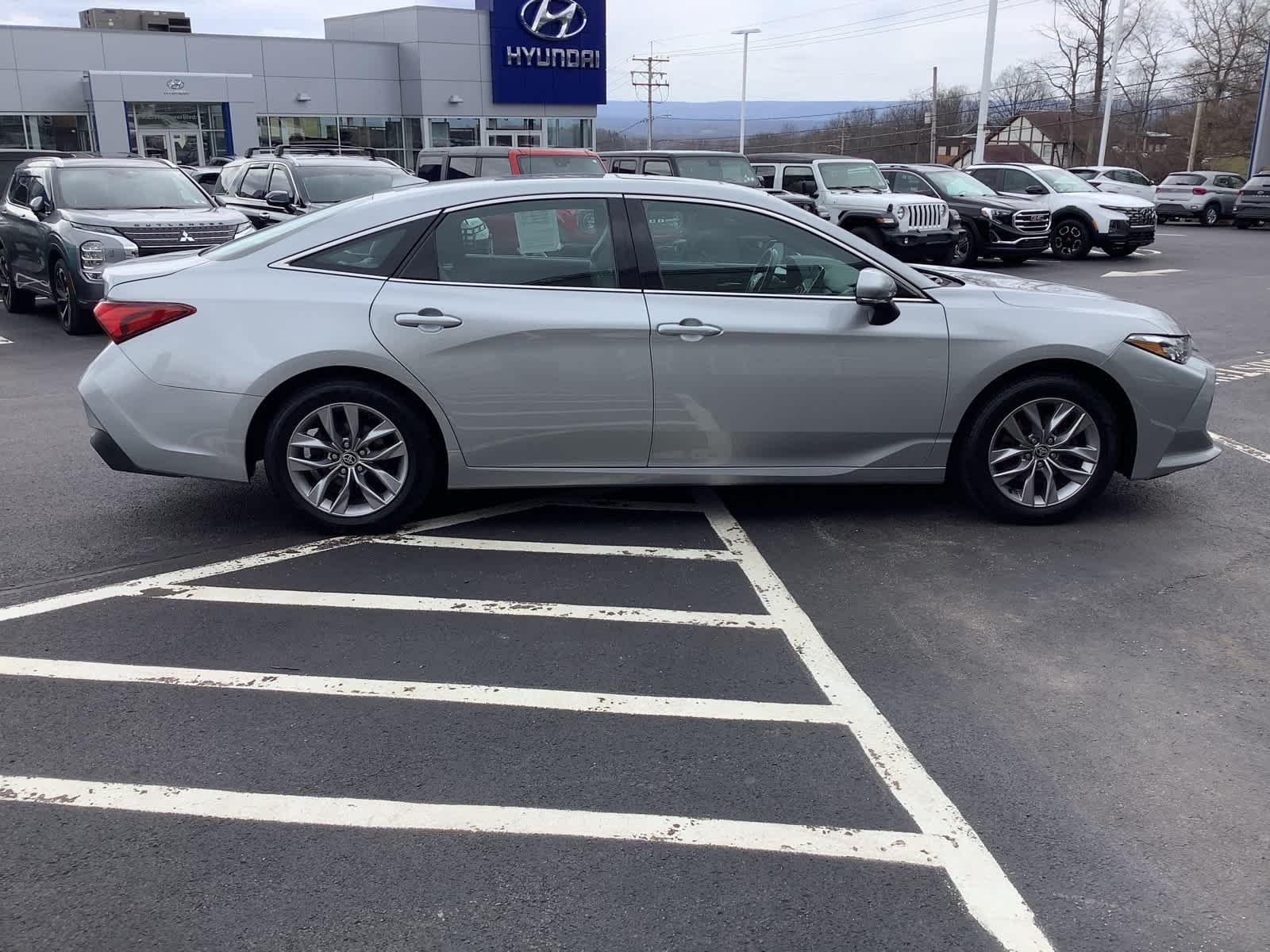 View vehicle photo 3