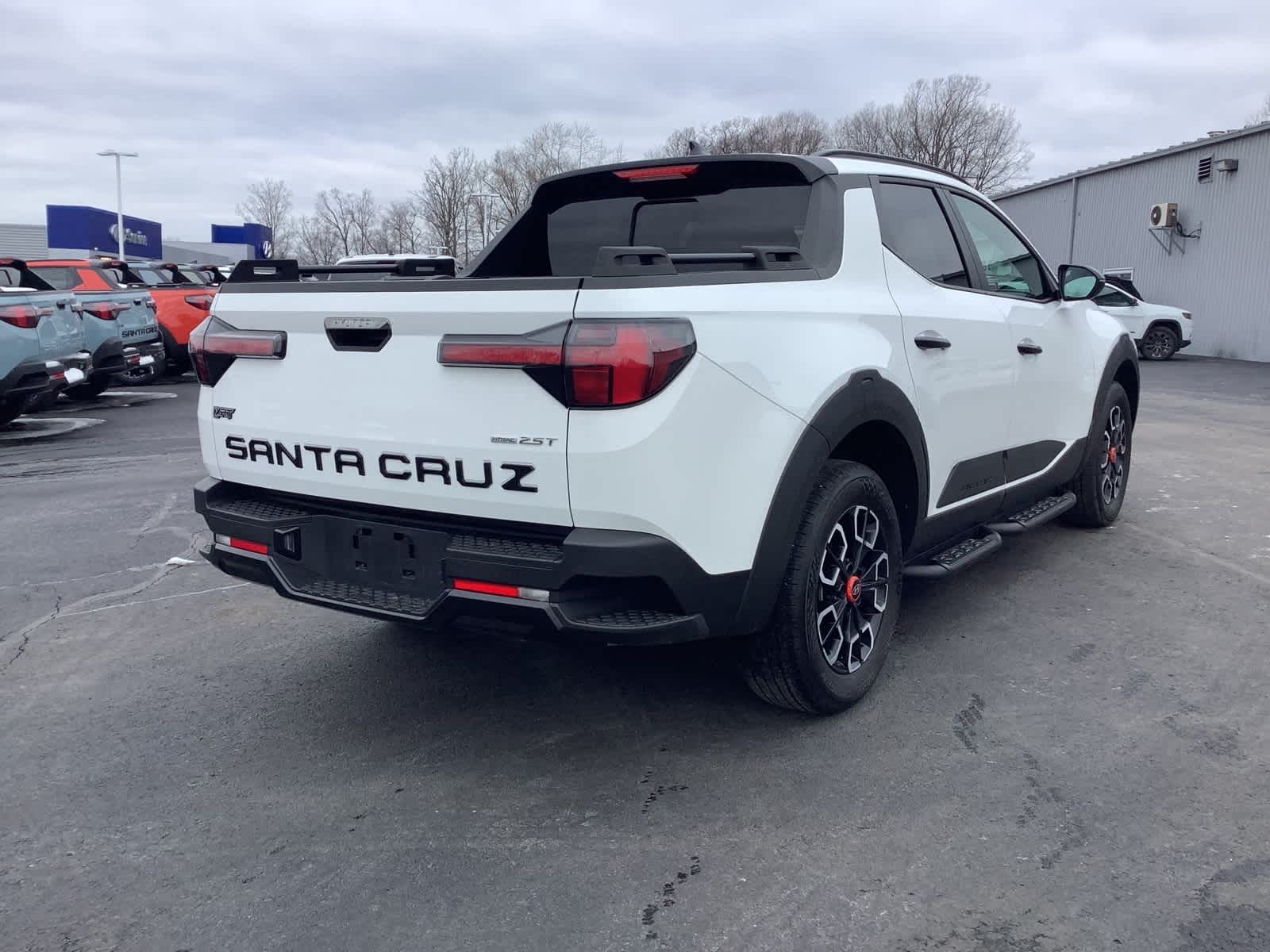 View vehicle photo 4