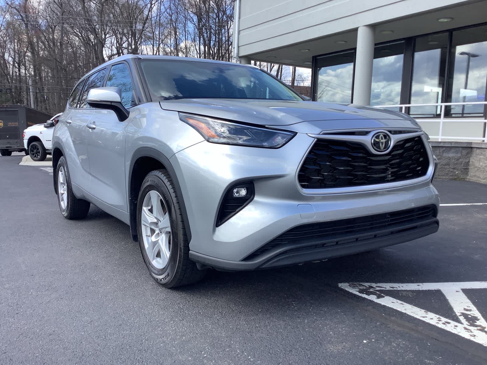 2022 Toyota Highlander LE AWD