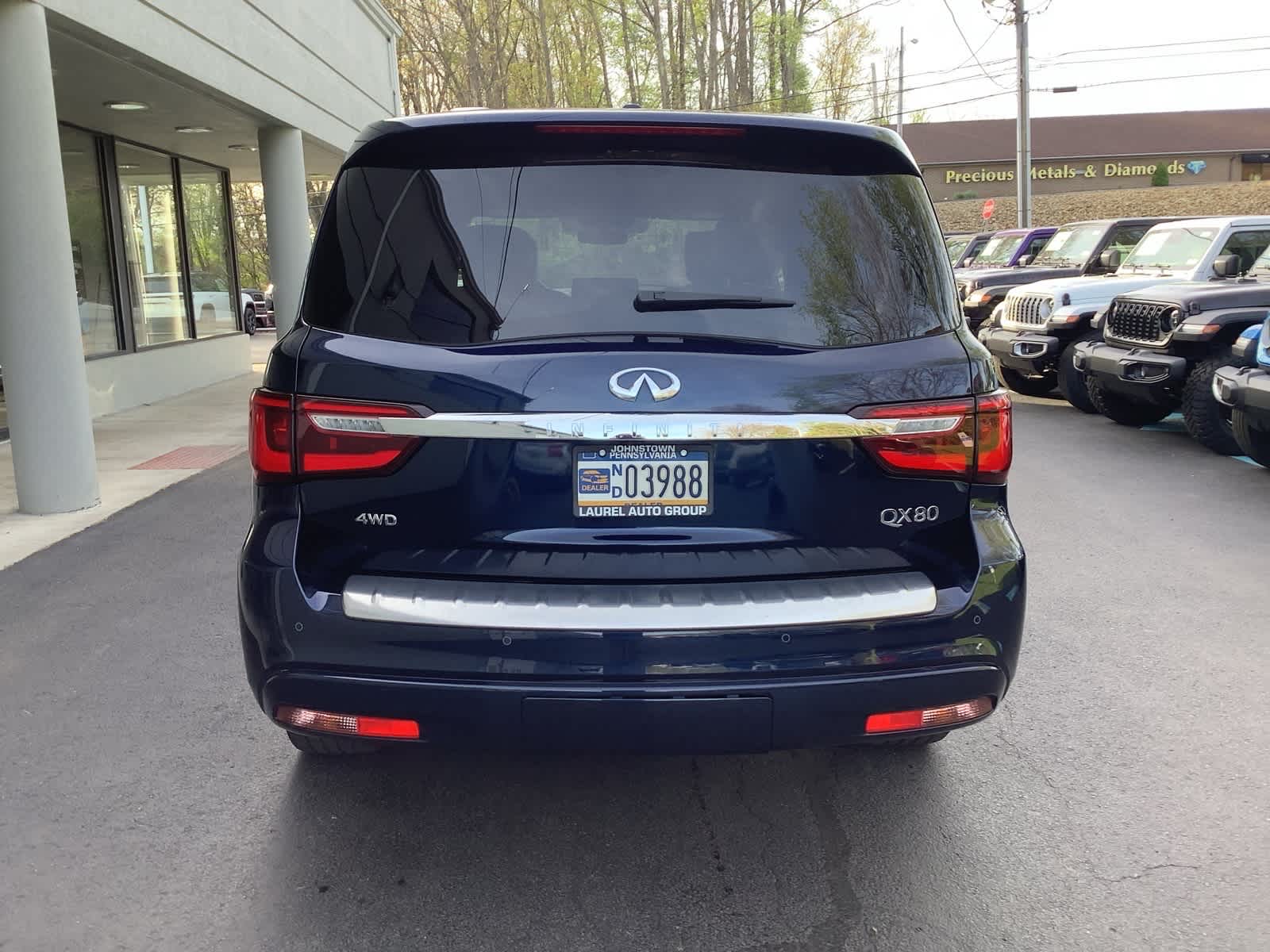 View vehicle photo 5