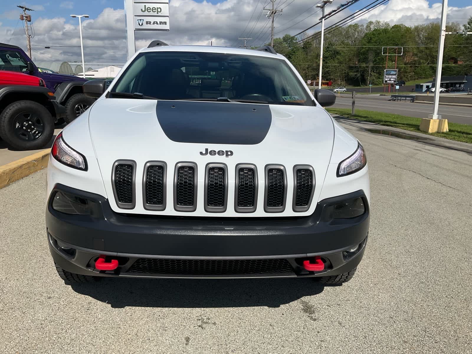 View vehicle photo 2