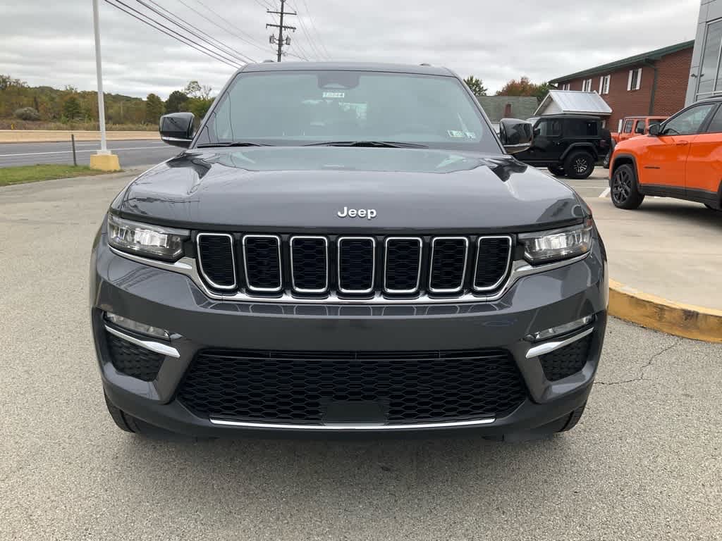 View vehicle photo 2