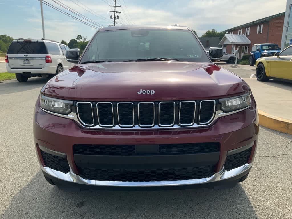 View vehicle photo 2