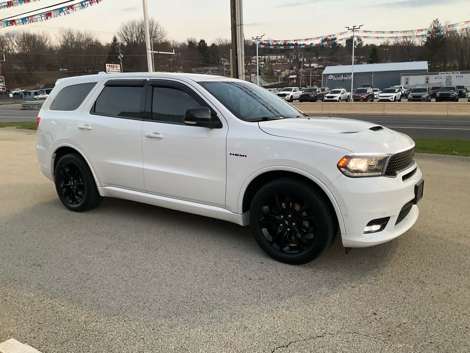 View vehicle photo 3